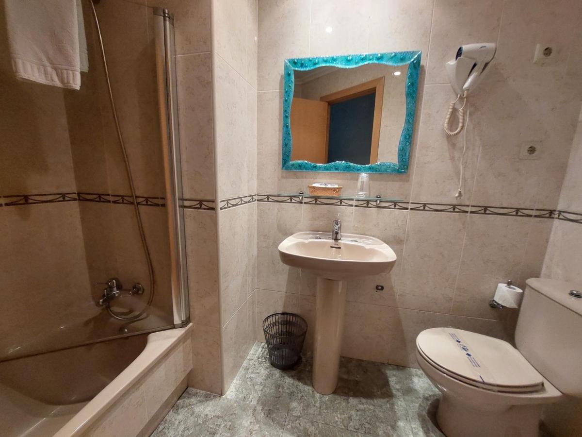 Hotel Chipen Виго Экстерьер фото