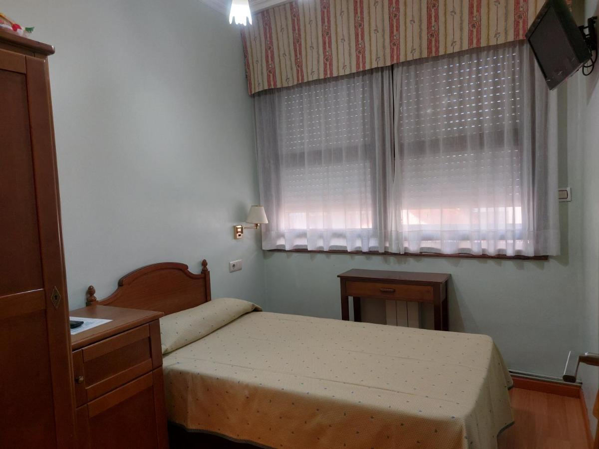 Hotel Chipen Виго Экстерьер фото