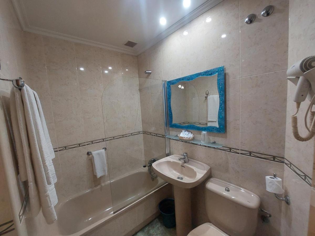 Hotel Chipen Виго Экстерьер фото